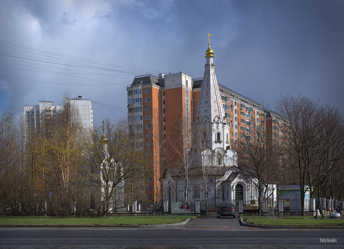 Храм строгино донской. Храм Дмитрия Донского Москва. Церковь Дмитрия Донского в Медведково. Храм Дмитрия Донского Краснодар. Храм Дмитрия Донского на полярной улице.