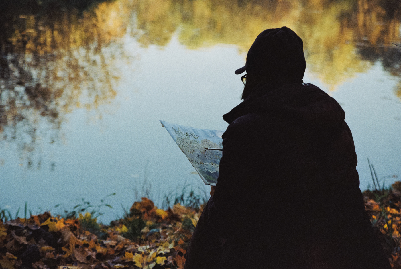 Буйная осень. Снимки на пленку осень. Осени» Андрея Смирнова. Muted autumn.